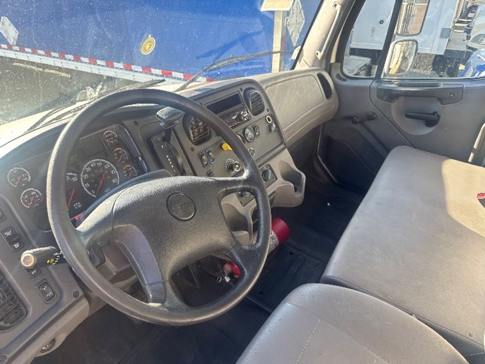 Medium Duty Box Truck-Light and Medium Duty Trucks-Freightliner-2019-M2-West Sacramento-CA-187,848\n\t\tmiles-$ 45,750 - Image 17