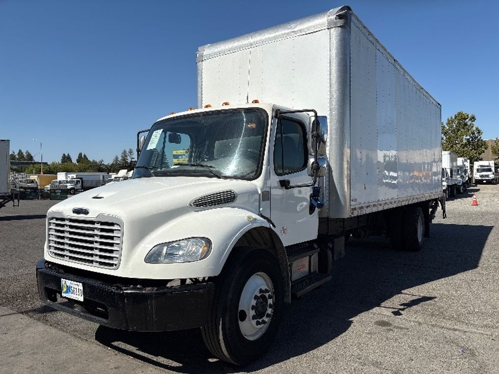 Medium Duty Box Truck-Light and Medium Duty Trucks-Freightliner-2019-M2-West Sacramento-CA-187,848\n\t\tmiles-$ 45,750 - Image 3