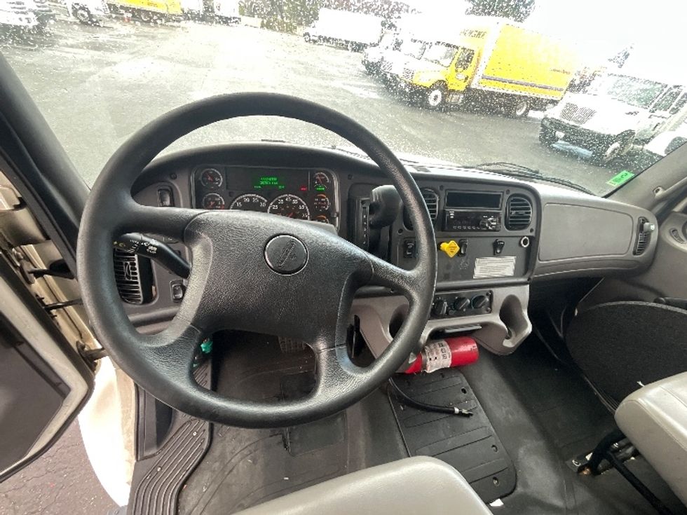 Medium Duty Box Truck-Light and Medium Duty Trucks-Freightliner-2019-M2-West Sacramento-CA-207,870\n\t\tmiles-$ 42,000 - Image 18