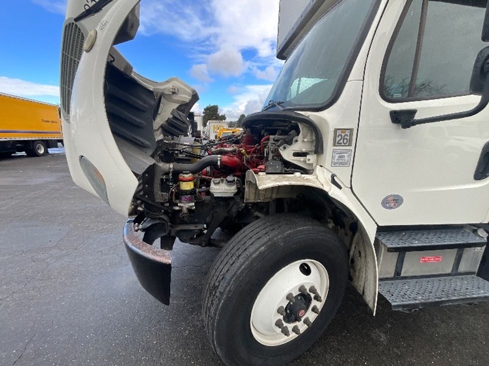 Medium Duty Box Truck-Light and Medium Duty Trucks-Freightliner-2019-M2-West Sacramento-CA-207,870\n\t\tmiles-$ 42,000 - Image 24