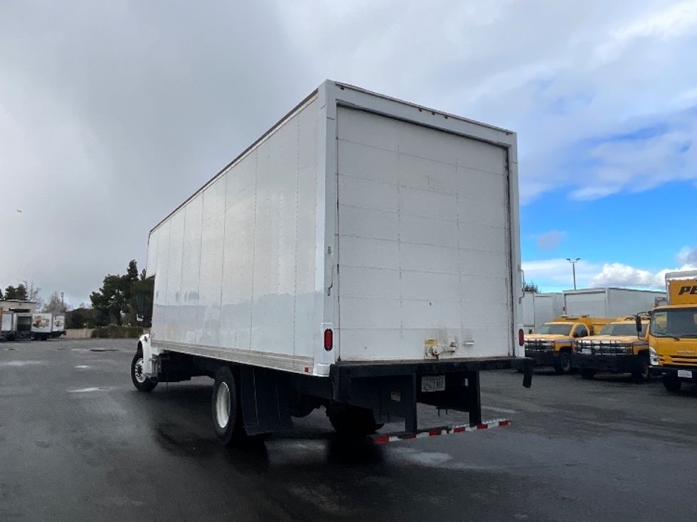Medium Duty Box Truck-Light and Medium Duty Trucks-Freightliner-2019-M2-West Sacramento-CA-207,870\n\t\tmiles-$ 42,000 - Image 6