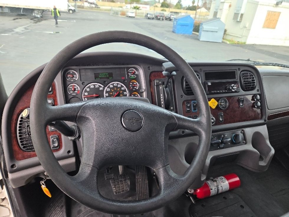 Medium Duty Box Truck-Light and Medium Duty Trucks-Freightliner-2019-M2-West Sacramento-CA-207,928\n\t\tmiles-$ 42,000 - Image 18