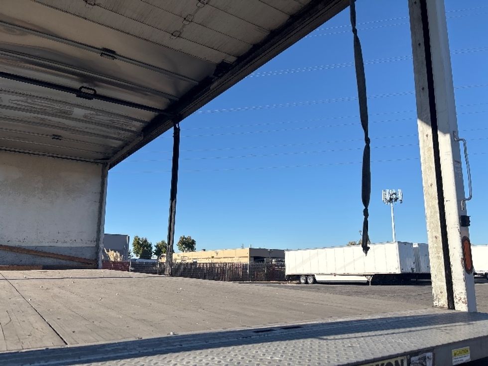 Medium Duty Box Truck-Light and Medium Duty Trucks-Freightliner-2019-M2-West Sacramento-CA-210,440\n\t\tmiles-$ 44,750 - Image 12
