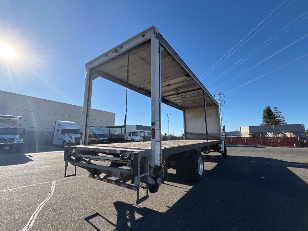 Medium Duty Box Truck-Light and Medium Duty Trucks-Freightliner-2019-M2-West Sacramento-CA-210,440\n\t\tmiles-$ 44,750 - Image 13