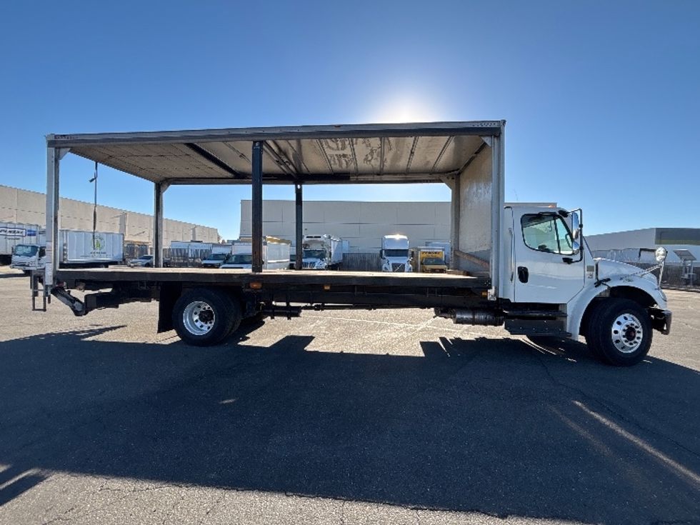 Medium Duty Box Truck-Light and Medium Duty Trucks-Freightliner-2019-M2-West Sacramento-CA-210,440\n\t\tmiles-$ 44,750 - Image 15
