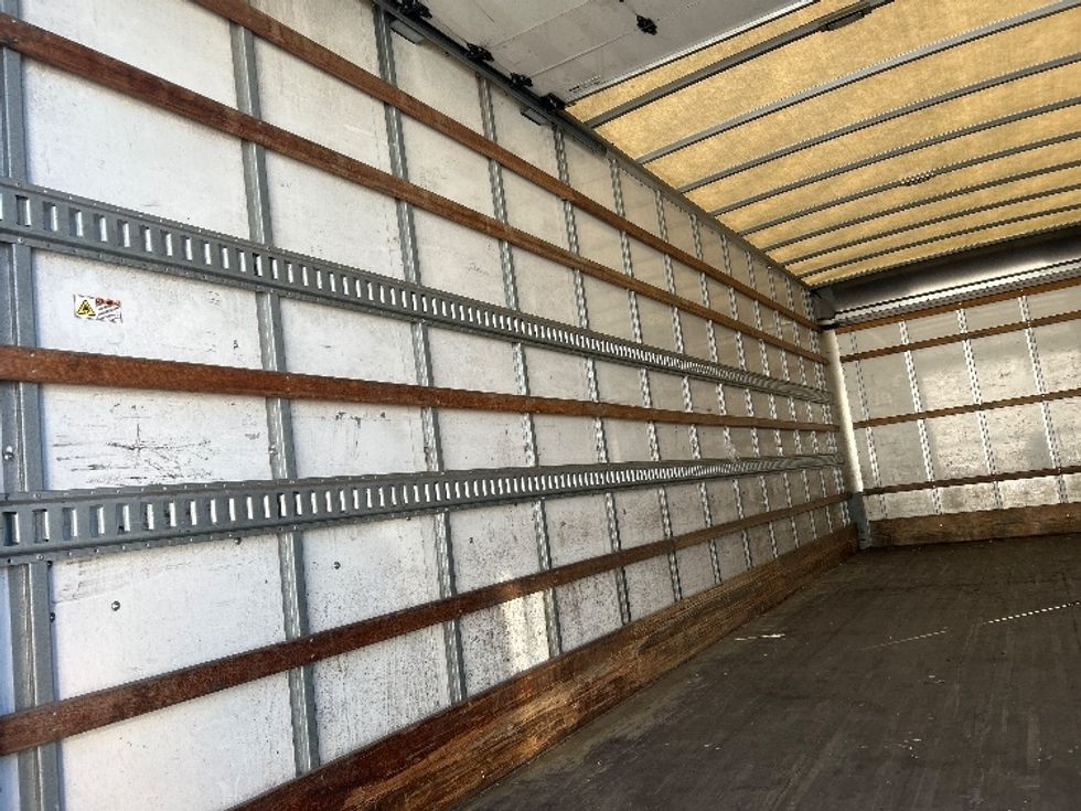 Medium Duty Box Truck-Light and Medium Duty Trucks-Freightliner-2019-M2-West Sacramento-CA-212,468\n\t\tmiles-$ 46,500 - Image 11