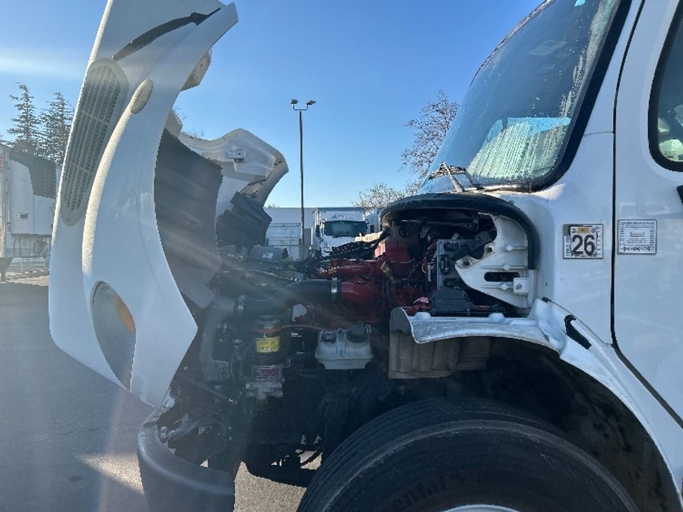 Medium Duty Box Truck-Light and Medium Duty Trucks-Freightliner-2019-M2-West Sacramento-CA-212,468\n\t\tmiles-$ 46,500 - Image 24