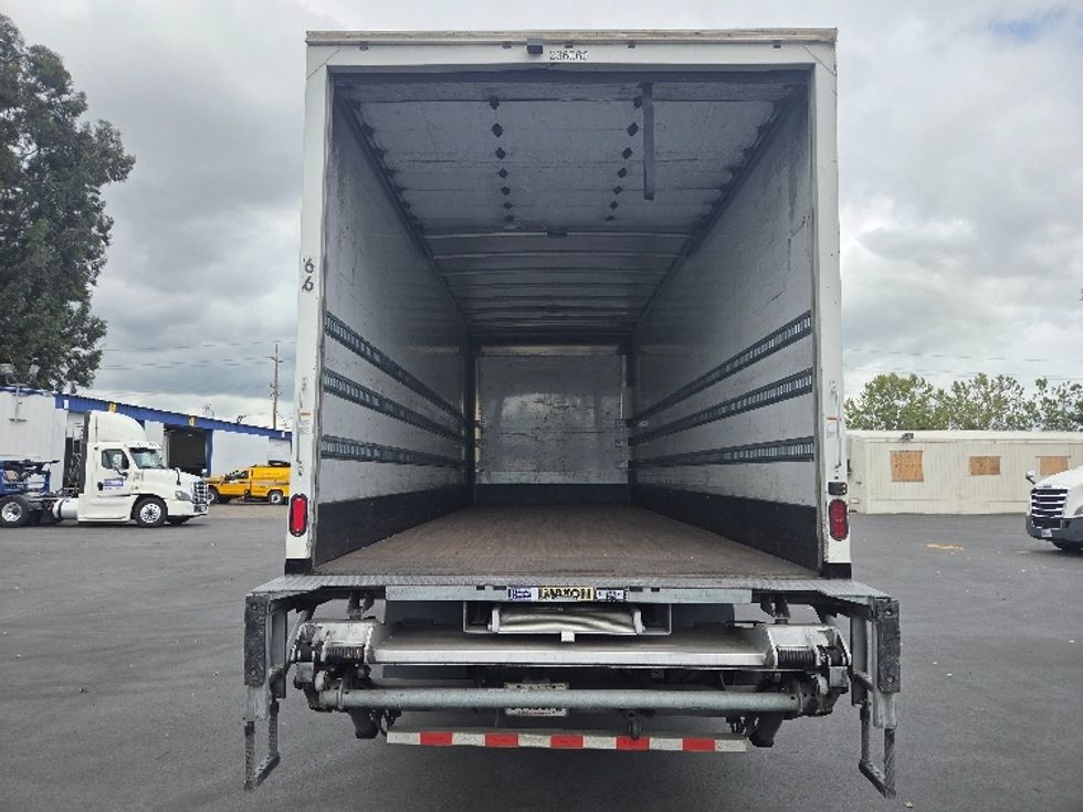 Medium Duty Box Truck-Light and Medium Duty Trucks-Freightliner-2019-M2-West Sacramento-CA-222,828\n\t\tmiles-$ 41,250 - Image 8