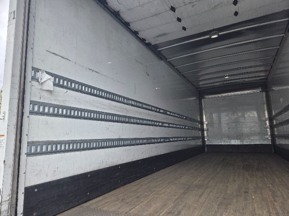 Medium Duty Box Truck-Light and Medium Duty Trucks-Freightliner-2019-M2-West Sacramento-CA-227,114\n\t\tmiles-$ 40,500 - Image 11