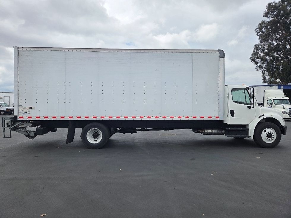 Medium Duty Box Truck-Light and Medium Duty Trucks-Freightliner-2019-M2-West Sacramento-CA-227,114\n\t\tmiles-$ 40,500 - Image 15