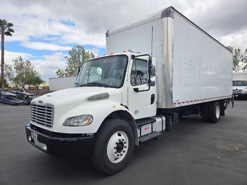 Medium Duty Box Truck-Light and Medium Duty Trucks-Freightliner-2019-M2-West Sacramento-CA-227,114\n\t\tmiles-$ 40,500 - Image 3