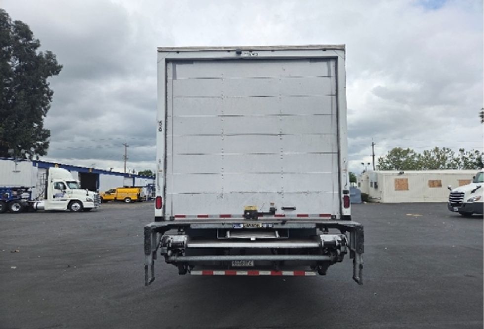 Medium Duty Box Truck-Light and Medium Duty Trucks-Freightliner-2019-M2-West Sacramento-CA-227,114\n\t\tmiles-$ 40,500 - Image 7