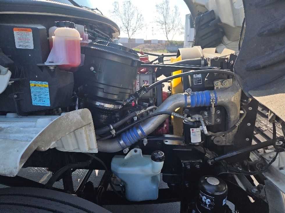 Medium Duty Box Truck-Light and Medium Duty Trucks-Freightliner-2019-M2-West Sacramento-CA-235,585\n\t\tmiles-$ 36,750 - Image 23