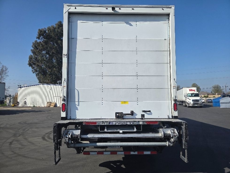 Medium Duty Box Truck-Light and Medium Duty Trucks-Freightliner-2019-M2-West Sacramento-CA-235,585\n\t\tmiles-$ 36,750 - Image 7