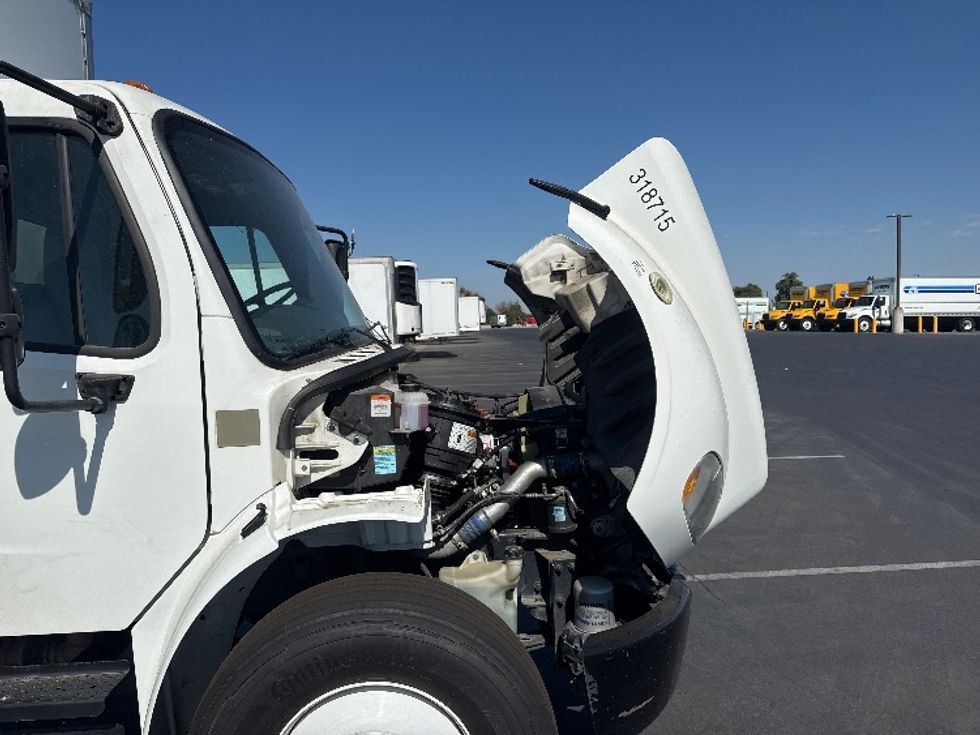 Medium Duty Box Truck-Light and Medium Duty Trucks-Freightliner-2019-M2-West Sacramento-CA-238,149\n\t\tmiles-$ 51,500 - Image 23