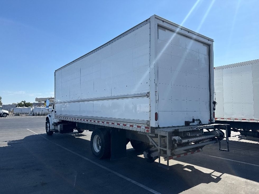 Medium Duty Box Truck-Light and Medium Duty Trucks-Freightliner-2019-M2-West Sacramento-CA-238,149\n\t\tmiles-$ 51,500 - Image 6
