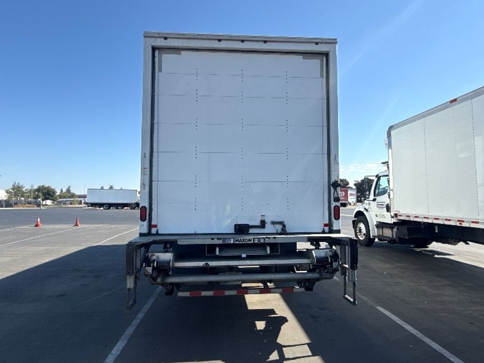 Medium Duty Box Truck-Light and Medium Duty Trucks-Freightliner-2019-M2-West Sacramento-CA-238,149\n\t\tmiles-$ 51,500 - Image 7