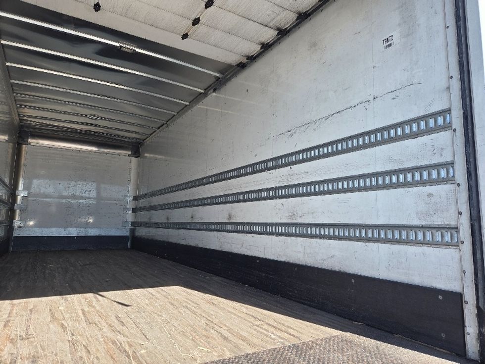 Medium Duty Box Truck-Light and Medium Duty Trucks-Freightliner-2019-M2-West Sacramento-CA-255,166\n\t\tmiles-$ 34,750 - Image 12