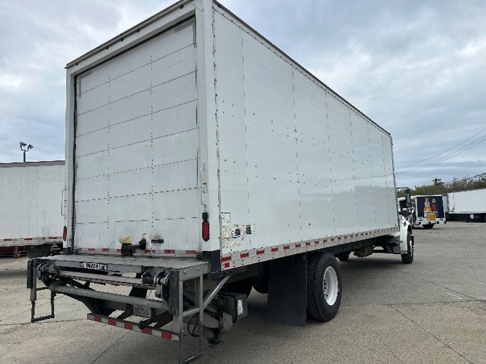 Medium Duty Box Truck-Light and Medium Duty Trucks-Freightliner-2019-M2-West Sacramento-CA-263,790\n\t\tmiles-$ 33,500 - Image 13