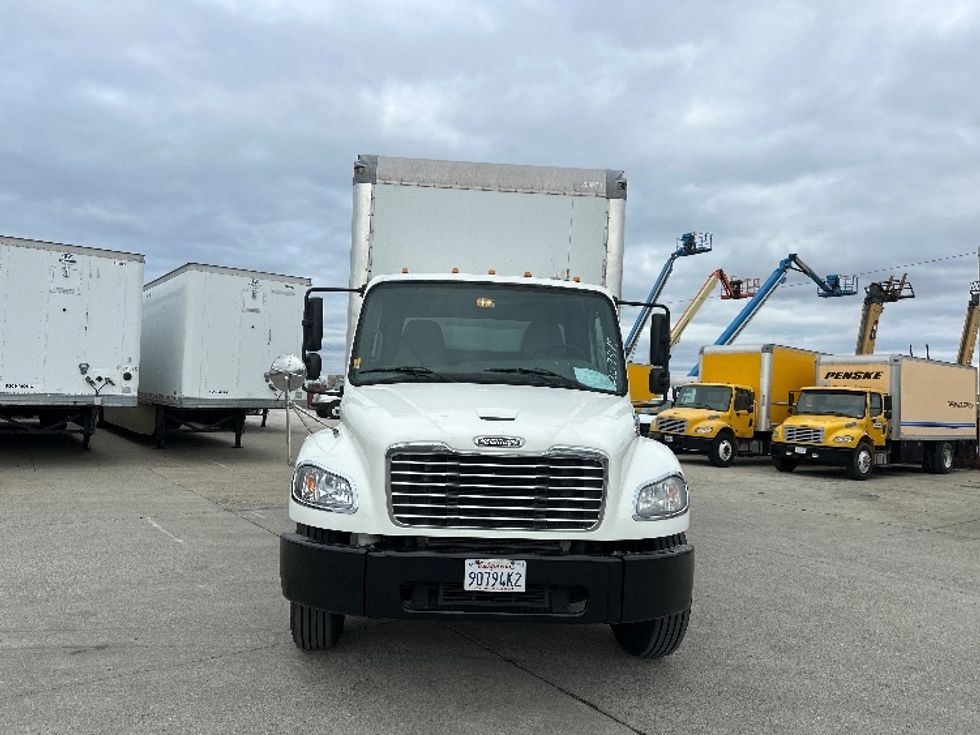 Medium Duty Box Truck-Light and Medium Duty Trucks-Freightliner-2019-M2-West Sacramento-CA-263,790\n\t\tmiles-$ 33,500 - Image 2