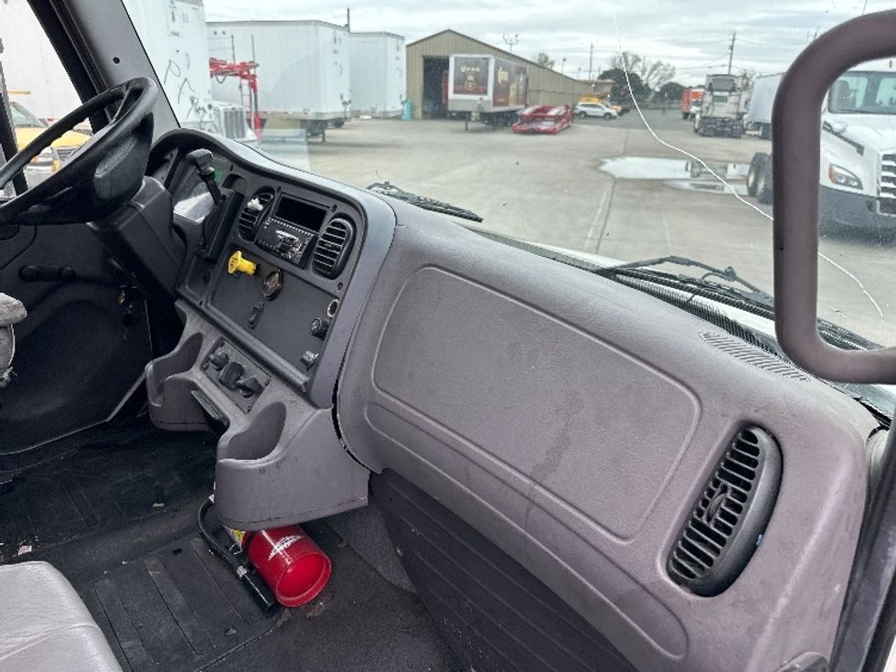 Medium Duty Box Truck-Light and Medium Duty Trucks-Freightliner-2019-M2-West Sacramento-CA-263,790\n\t\tmiles-$ 33,500 - Image 21