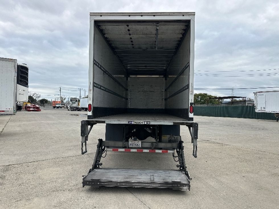 Medium Duty Box Truck-Light and Medium Duty Trucks-Freightliner-2019-M2-West Sacramento-CA-263,790\n\t\tmiles-$ 33,500 - Image 9