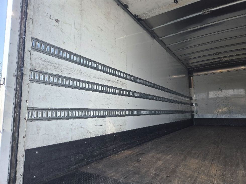 Medium Duty Box Truck-Light and Medium Duty Trucks-Freightliner-2019-M2-West Sacramento-CA-275,455\n\t\tmiles-$ 30,500 - Image 11