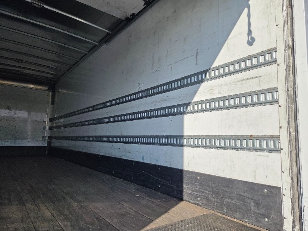 Medium Duty Box Truck-Light and Medium Duty Trucks-Freightliner-2019-M2-West Sacramento-CA-275,455\n\t\tmiles-$ 30,500 - Image 12