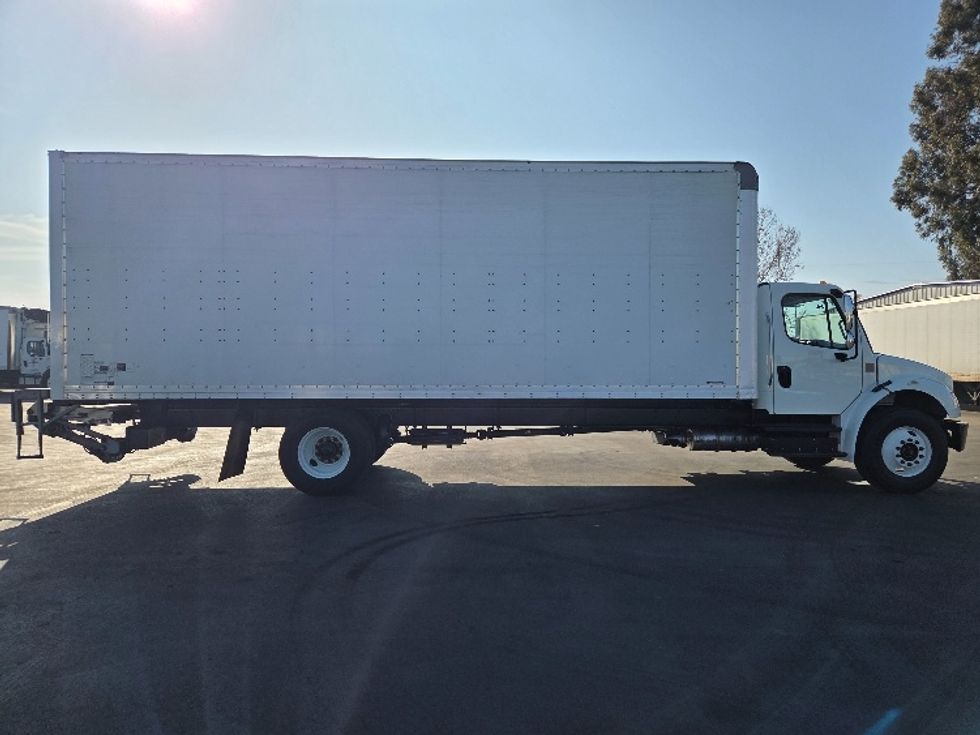 Medium Duty Box Truck-Light and Medium Duty Trucks-Freightliner-2019-M2-West Sacramento-CA-275,455\n\t\tmiles-$ 30,500 - Image 15