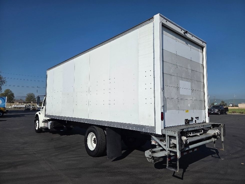 Medium Duty Box Truck-Light and Medium Duty Trucks-Freightliner-2019-M2-West Sacramento-CA-275,455\n\t\tmiles-$ 30,500 - Image 6