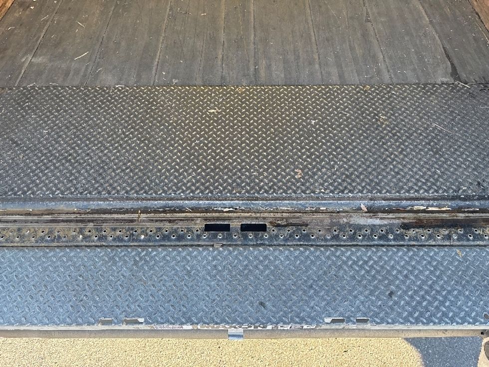 Medium Duty Box Truck-Light and Medium Duty Trucks-Freightliner-2019-M2-West Sacramento-CA-280,966\n\t\tmiles-$ 36,000 - Image 10