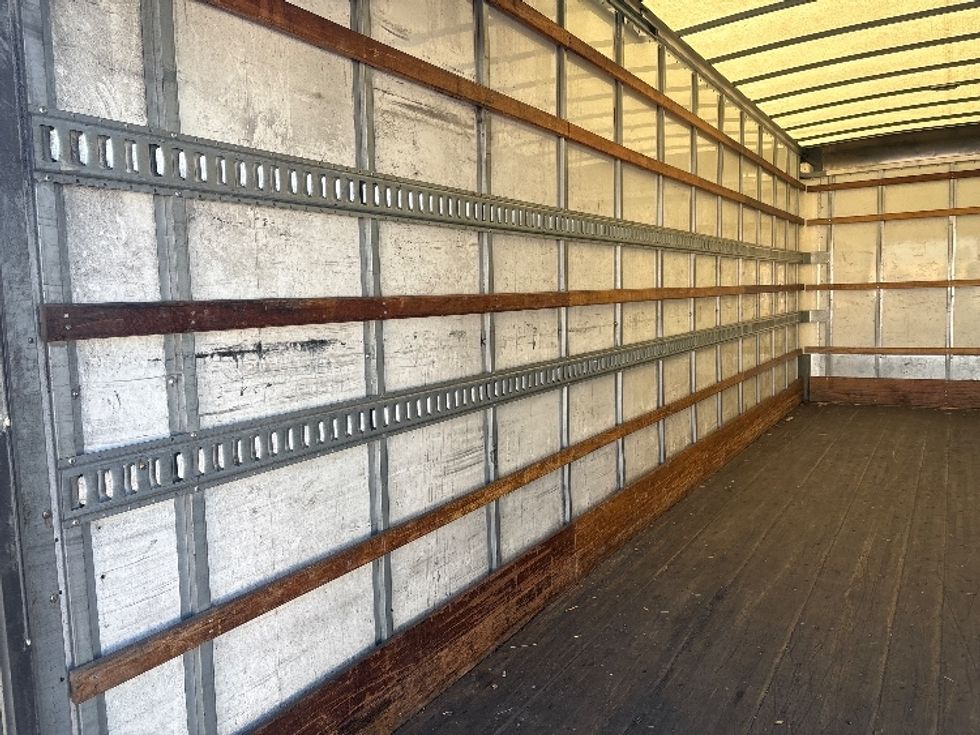 Medium Duty Box Truck-Light and Medium Duty Trucks-Freightliner-2019-M2-West Sacramento-CA-280,966\n\t\tmiles-$ 36,000 - Image 11