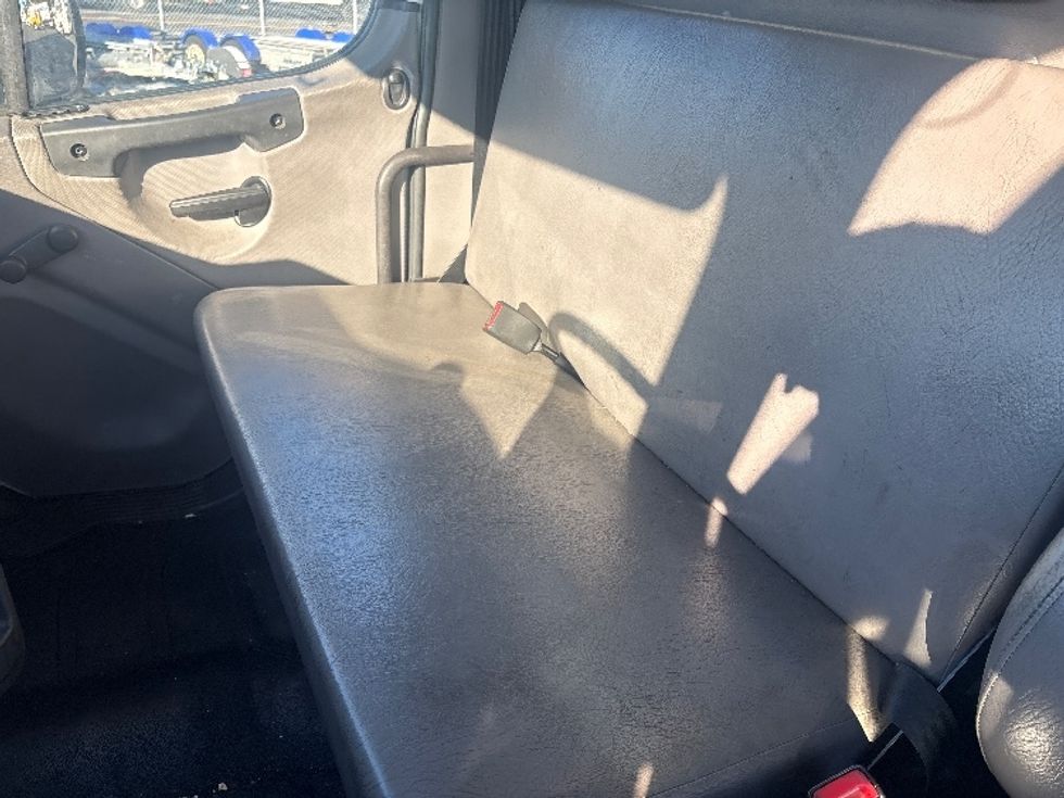 Medium Duty Box Truck-Light and Medium Duty Trucks-Freightliner-2019-M2-West Sacramento-CA-280,966\n\t\tmiles-$ 36,000 - Image 19