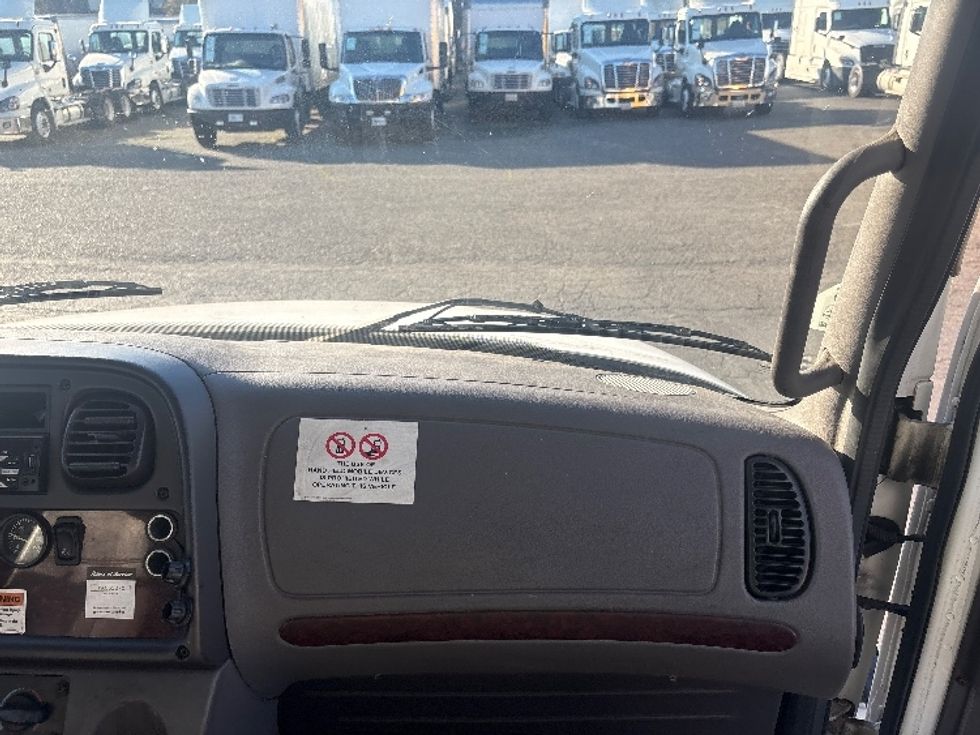 Medium Duty Box Truck-Light and Medium Duty Trucks-Freightliner-2019-M2-West Sacramento-CA-280,966\n\t\tmiles-$ 36,000 - Image 21