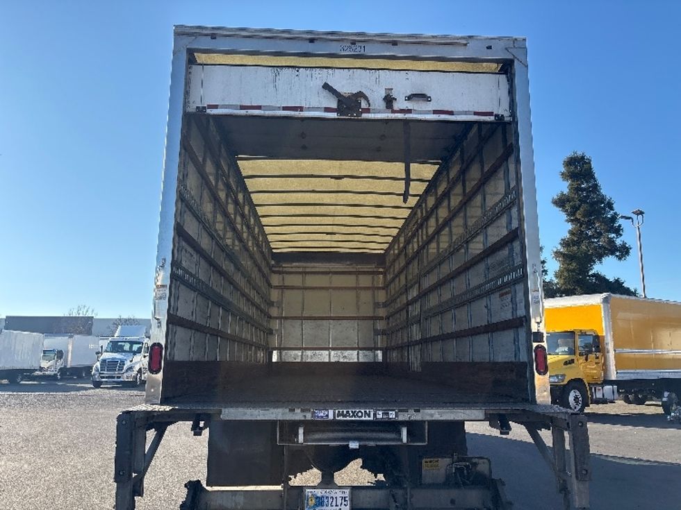Medium Duty Box Truck-Light and Medium Duty Trucks-Freightliner-2019-M2-West Sacramento-CA-280,966\n\t\tmiles-$ 36,000 - Image 8