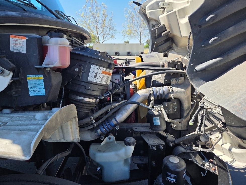 Medium Duty Box Truck-Light and Medium Duty Trucks-Freightliner-2019-M2-West Sacramento-CA-283,222\n\t\tmiles-$ 29,250 - Image 23