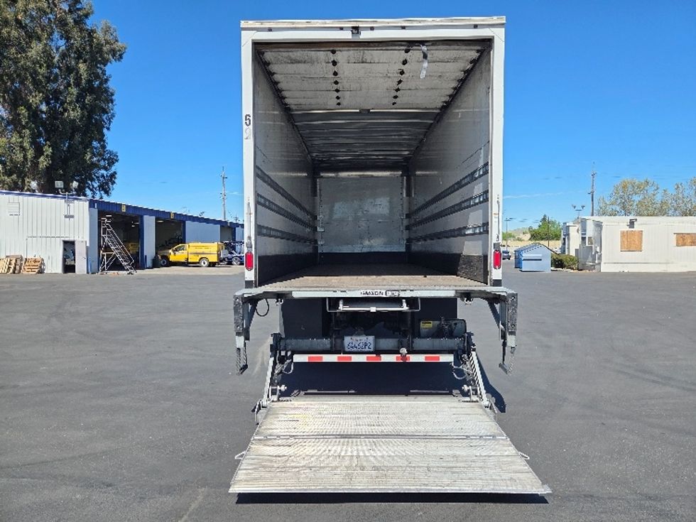 Medium Duty Box Truck-Light and Medium Duty Trucks-Freightliner-2019-M2-West Sacramento-CA-283,222\n\t\tmiles-$ 29,250 - Image 9