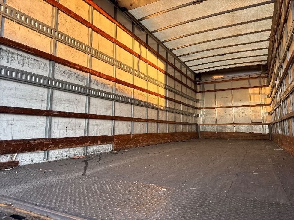 Medium Duty Box Truck-Light and Medium Duty Trucks-Freightliner-2019-M2-West Sacramento-CA-289,103\n\t\tmiles-$ 34,750 - Image 11