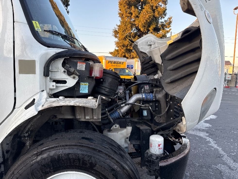 Medium Duty Box Truck-Light and Medium Duty Trucks-Freightliner-2019-M2-West Sacramento-CA-289,103\n\t\tmiles-$ 34,750 - Image 23