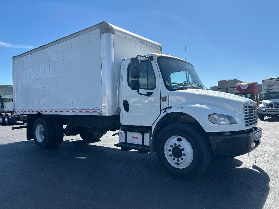 Medium Duty Box Truck-Light and Medium Duty Trucks-Freightliner-2019-M2-West Sacramento-CA-303,433\n\t\tmiles-$ 20,000 - Image 1