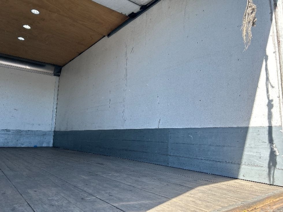Medium Duty Box Truck-Light and Medium Duty Trucks-Freightliner-2019-M2-West Sacramento-CA-303,433\n\t\tmiles-$ 20,000 - Image 12