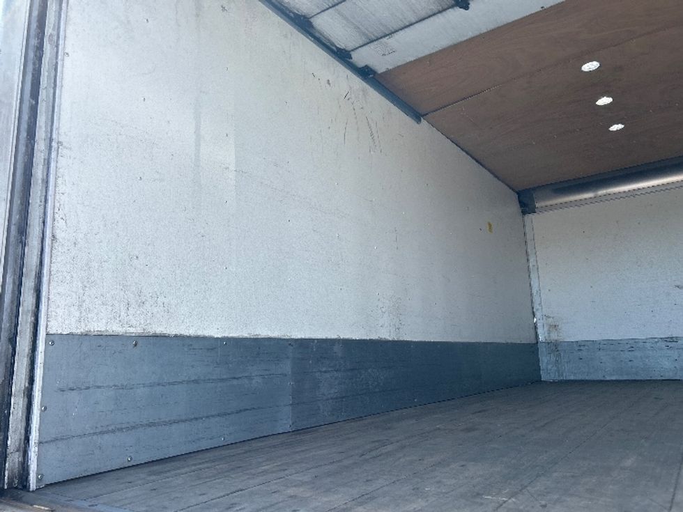 Medium Duty Box Truck-Light and Medium Duty Trucks-Freightliner-2019-M2-West Sacramento-CA-303,433\n\t\tmiles-$ 20,000 - Image 11