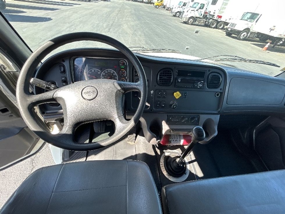 Medium Duty Box Truck-Light and Medium Duty Trucks-Freightliner-2019-M2-West Sacramento-CA-303,433\n\t\tmiles-$ 20,000 - Image 18