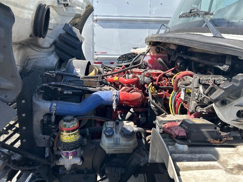 Medium Duty Box Truck-Light and Medium Duty Trucks-Freightliner-2019-M2-West Sacramento-CA-303,433\n\t\tmiles-$ 20,000 - Image 24