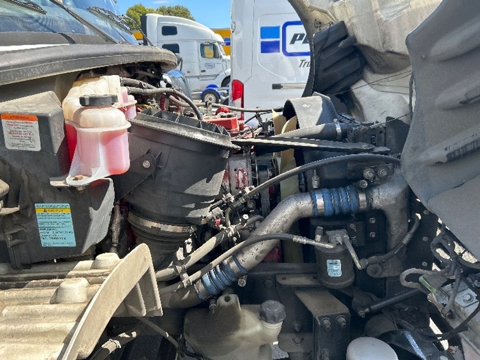 Medium Duty Box Truck-Light and Medium Duty Trucks-Freightliner-2019-M2-West Sacramento-CA-303,433\n\t\tmiles-$ 20,000 - Image 23