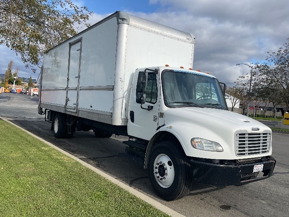 Medium Duty Box Truck-Light and Medium Duty Trucks-Freightliner-2019-M2-West Sacramento-CA-341,693\n\t\tmiles-$ 24,500 - Image 1