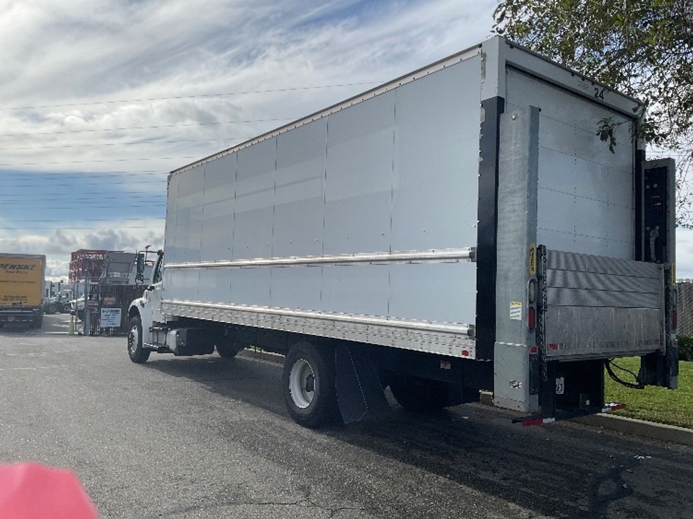 Medium Duty Box Truck-Light and Medium Duty Trucks-Freightliner-2019-M2-West Sacramento-CA-341,693\n\t\tmiles-$ 24,500 - Image 6