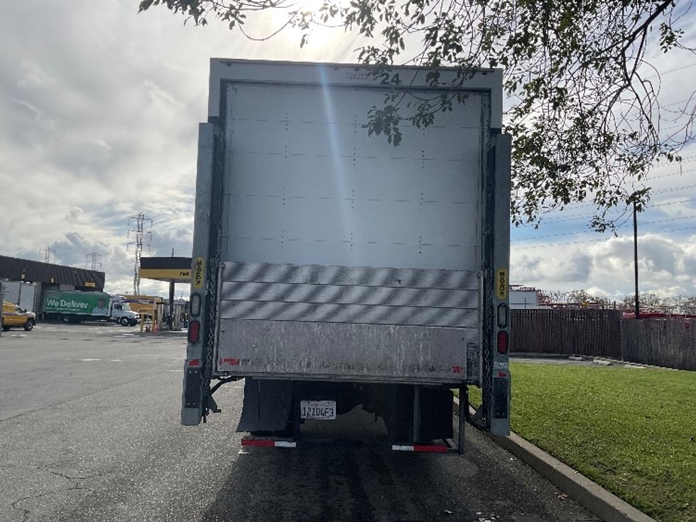 Medium Duty Box Truck-Light and Medium Duty Trucks-Freightliner-2019-M2-West Sacramento-CA-341,693\n\t\tmiles-$ 24,500 - Image 7