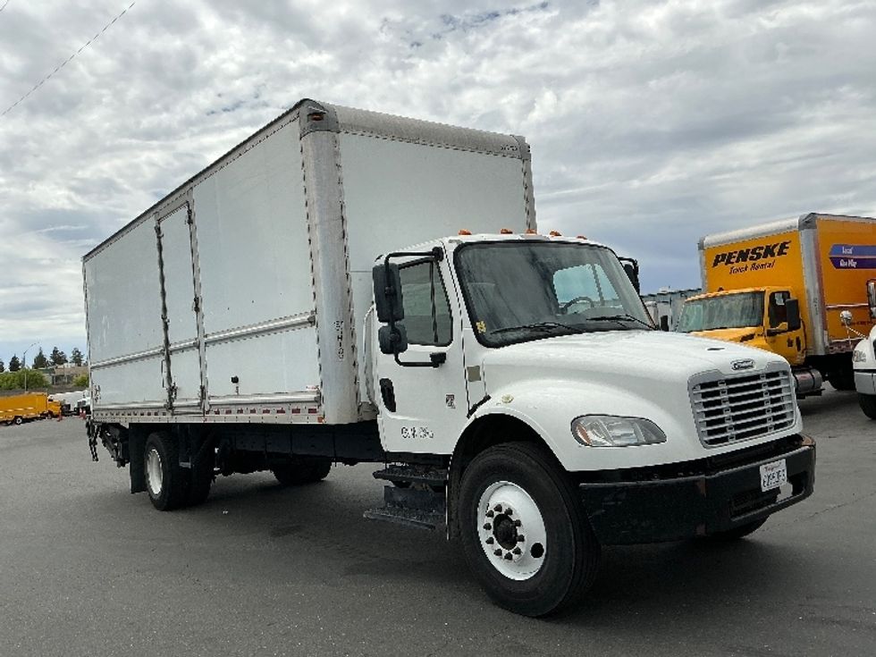 Medium Duty Box Truck-Light and Medium Duty Trucks-Freightliner-2019-M2-West Sacramento-CA-390,939\n\t\tmiles-$ 23,500 - Image 1