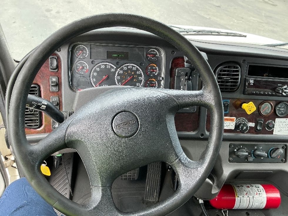 Medium Duty Box Truck-Light and Medium Duty Trucks-Freightliner-2019-M2-West Sacramento-CA-390,939\n\t\tmiles-$ 23,500 - Image 17